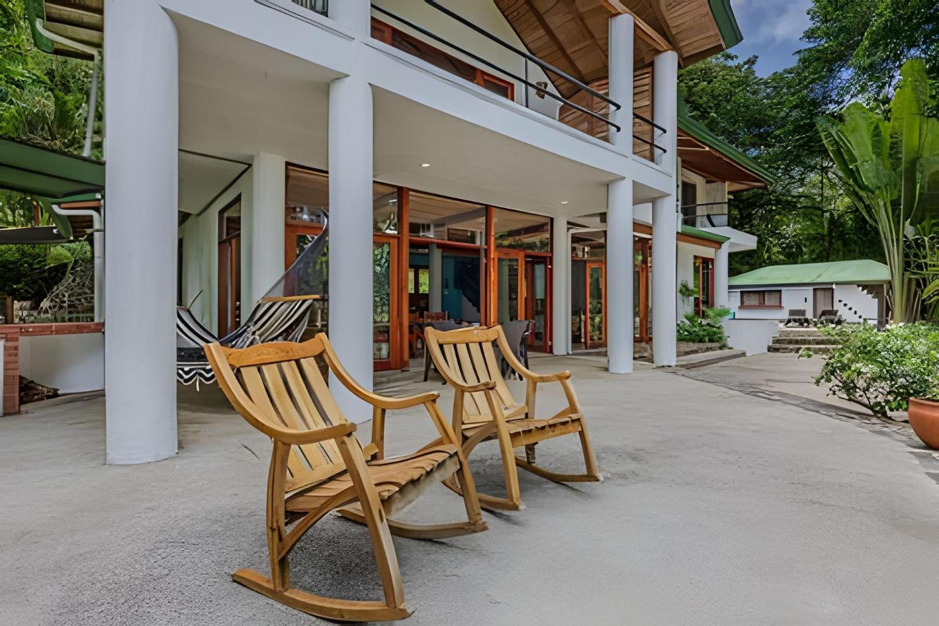 The Jungle Inn Dominicalito ภายนอก รูปภาพ
